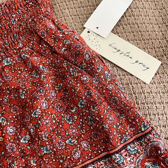 NWT Floral Shorts Juniors Small - Picture 5 of 6